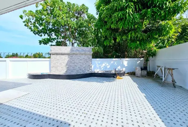 Spacious Garage in Sarayah Villas, Phuket, Thailand